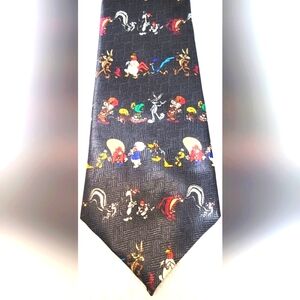 Looney Tunes Mania Black Tie Tweety,Elmer Fud, Bugs Bunny, Dafty Duck, Taz